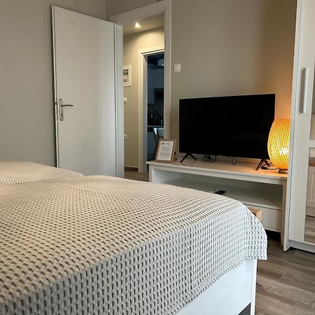 Niki'S House Apartments By The Sea Kalyves Polygyrou 외부 사진